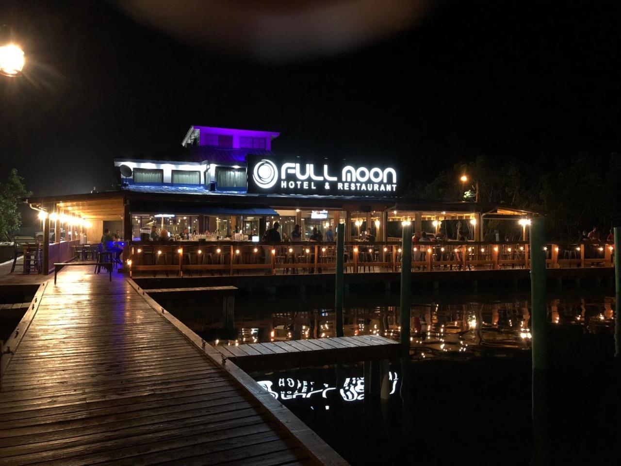 Full Moon Hotel & Restaurant Salinas Eksteriør billede